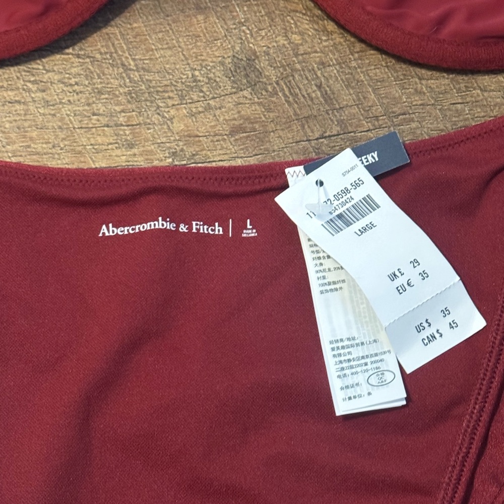 Abercrombie Burgundy Ruffle Bikini Set NWT - Picture 4 of 5